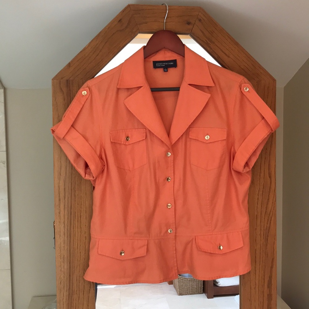 Salmon orange short sleeved blazer style top